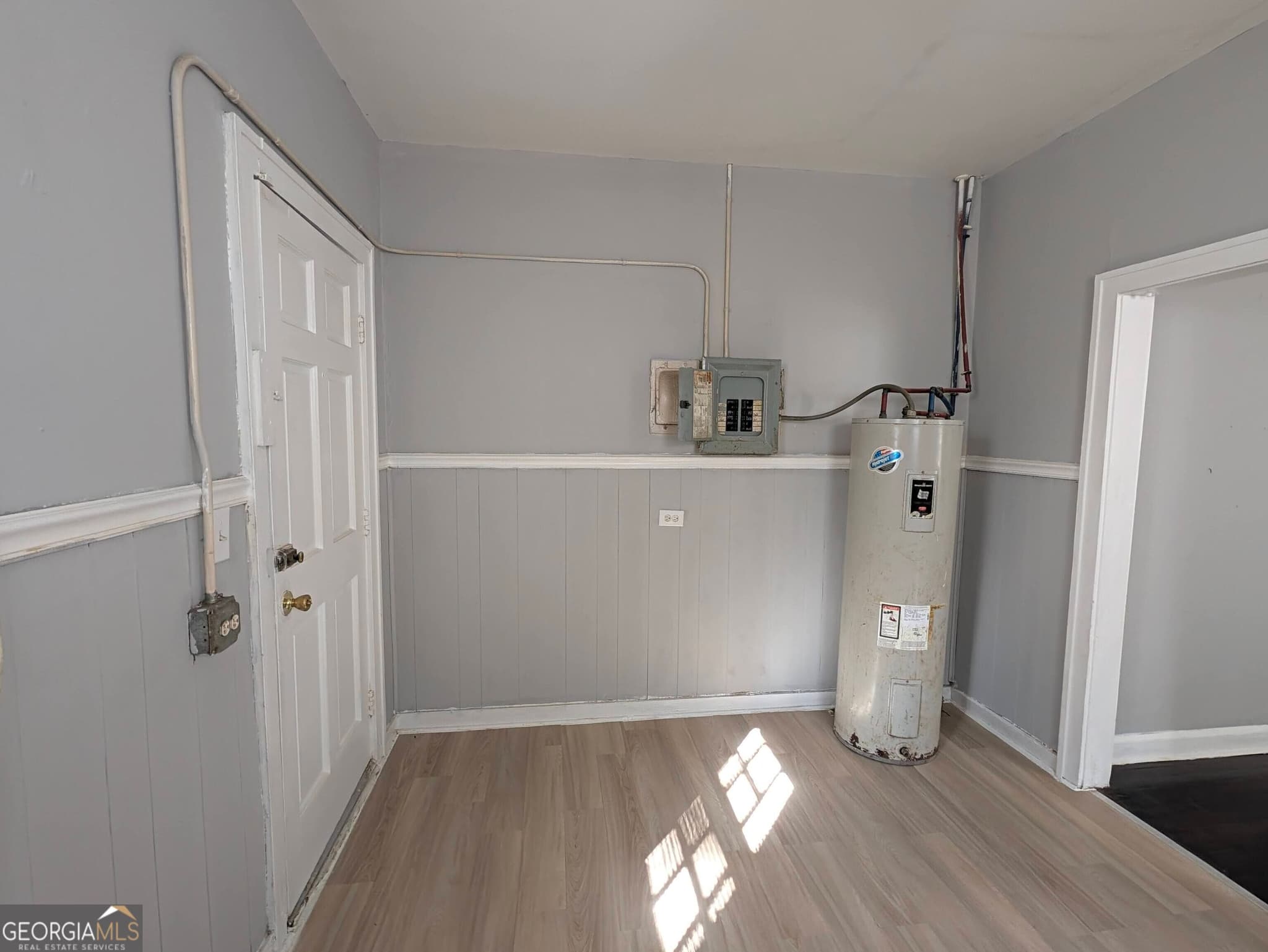2 bedroom, 1 bathroom, 1,144 sq ft single family residence for sale at 509 N Harding Street, Albany, GA 31701 — photo 7