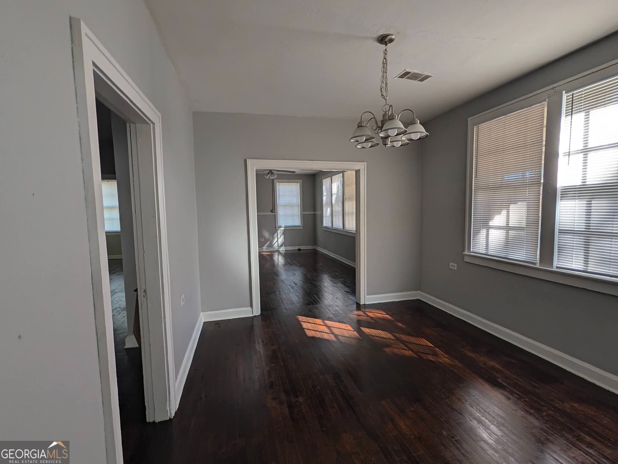 2 bedroom, 1 bathroom, 1,144 sq ft single family residence for sale at 509 N Harding Street, Albany, GA 31701 — photo 3
