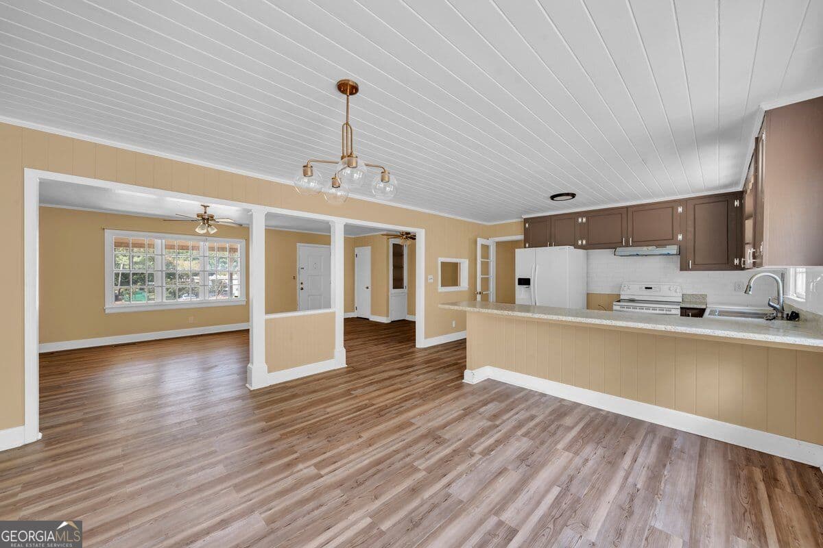 5 bedroom, 5 bathroom, 4,812 sq ft single family residence for sale at 1102 N 3rd Street, Cordele, GA 31015 — photo 9