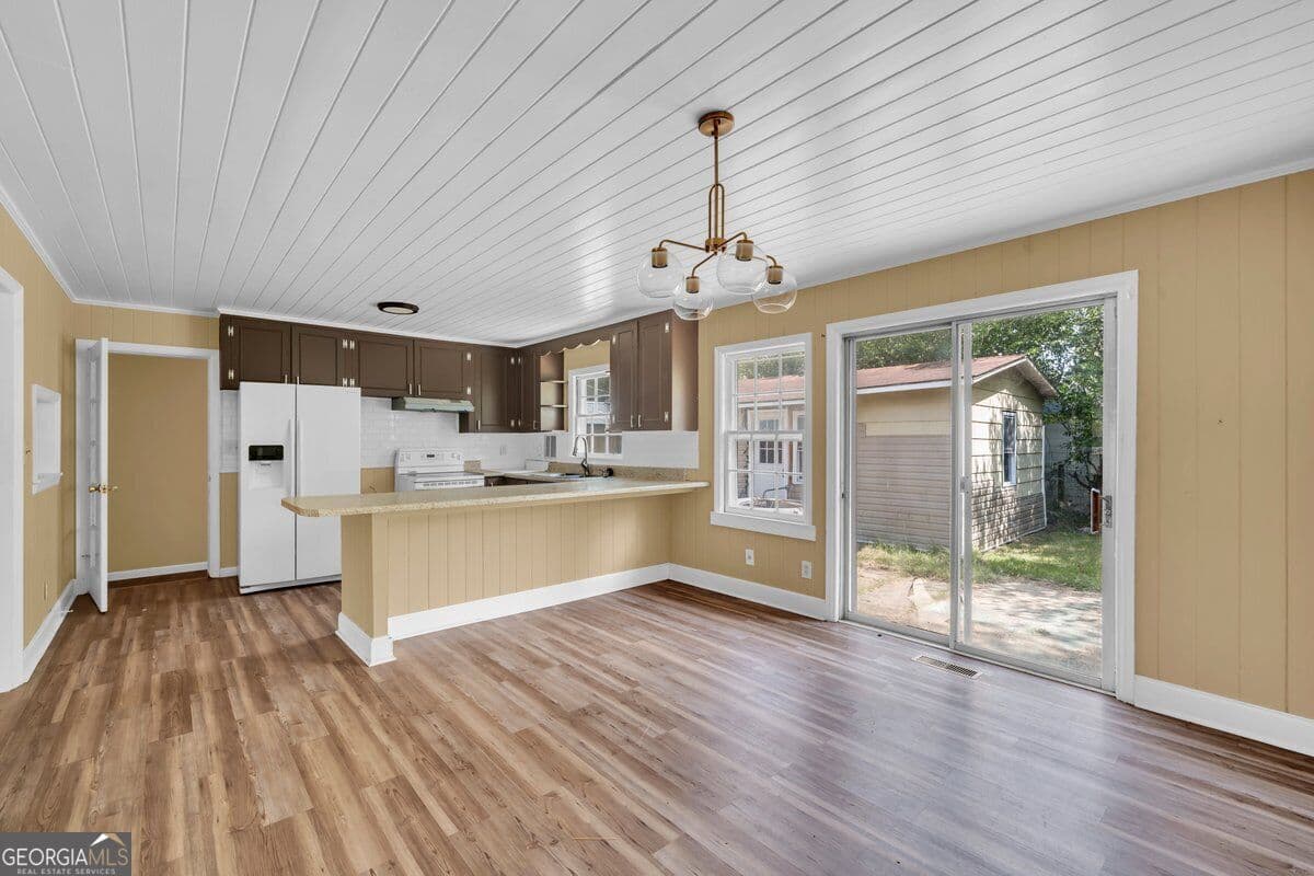 5 bedroom, 5 bathroom, 4,812 sq ft single family residence for sale at 1102 N 3rd Street, Cordele, GA 31015 — photo 8