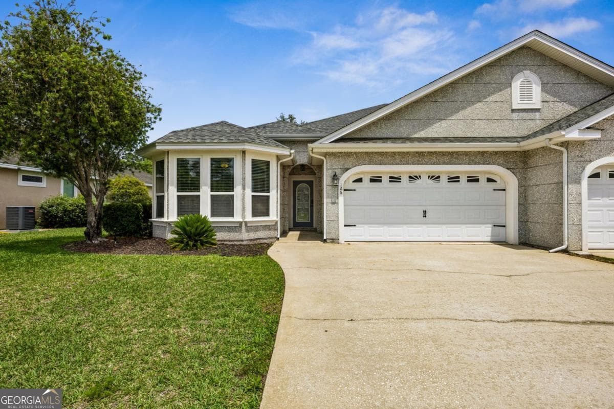 4 bedroom, 3 bathroom, 2,348 sq ft single family residence for sale at 126 MILLER Court, Kingsland, GA 31548