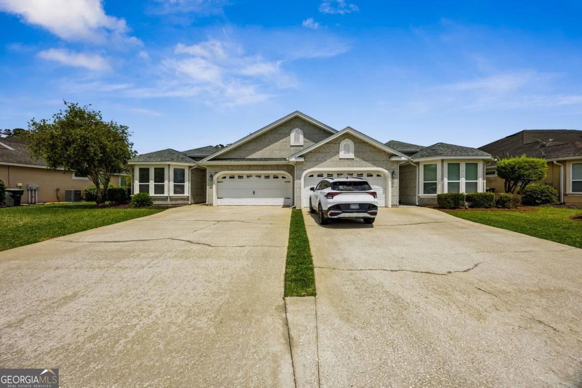 4 bedroom, 3 bathroom, 2,348 sq ft single family residence for sale at 126 MILLER Court, Kingsland, GA 31548 — photo 5