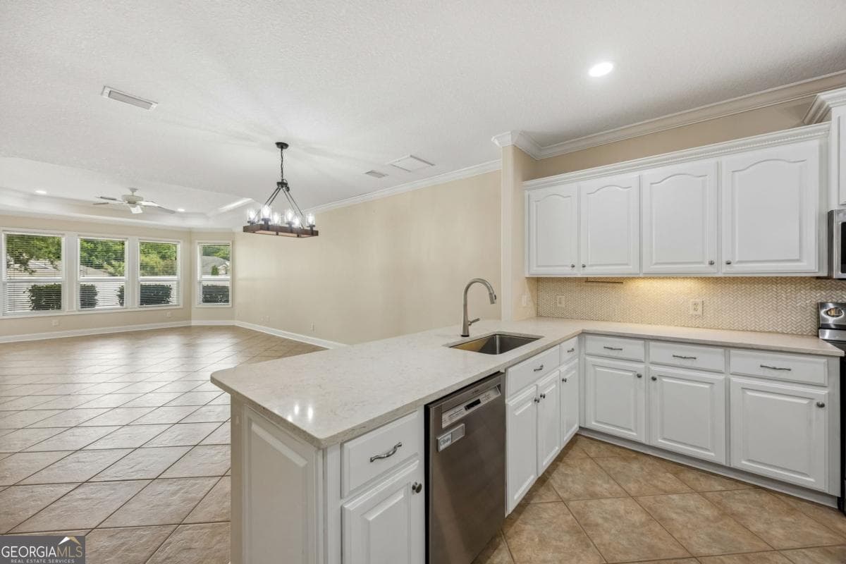 4 bedroom, 3 bathroom, 2,348 sq ft single family residence for sale at 126 MILLER Court, Kingsland, GA 31548 — photo 8