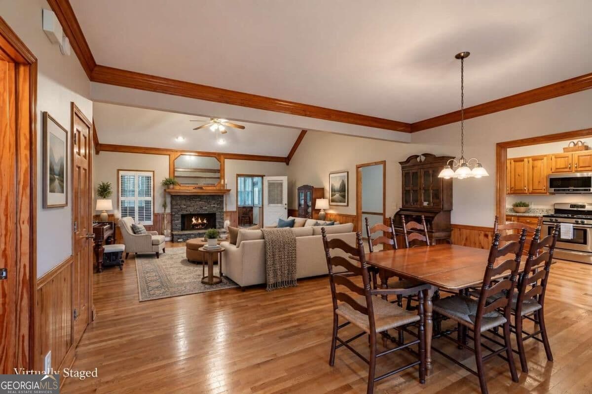 3 bedroom, 2.5 bathroom, 3,532 sq ft single family residence for sale at 409 Owensby Mill Drive, Ellijay, GA 30536 — photo 5