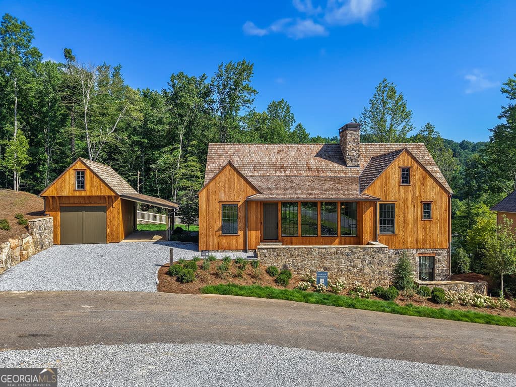 3 bedroom, 4.5 bathroom, 3,447 sq ft single family residence for sale at 80 Cove View Lane, Clarkesville, GA 30523