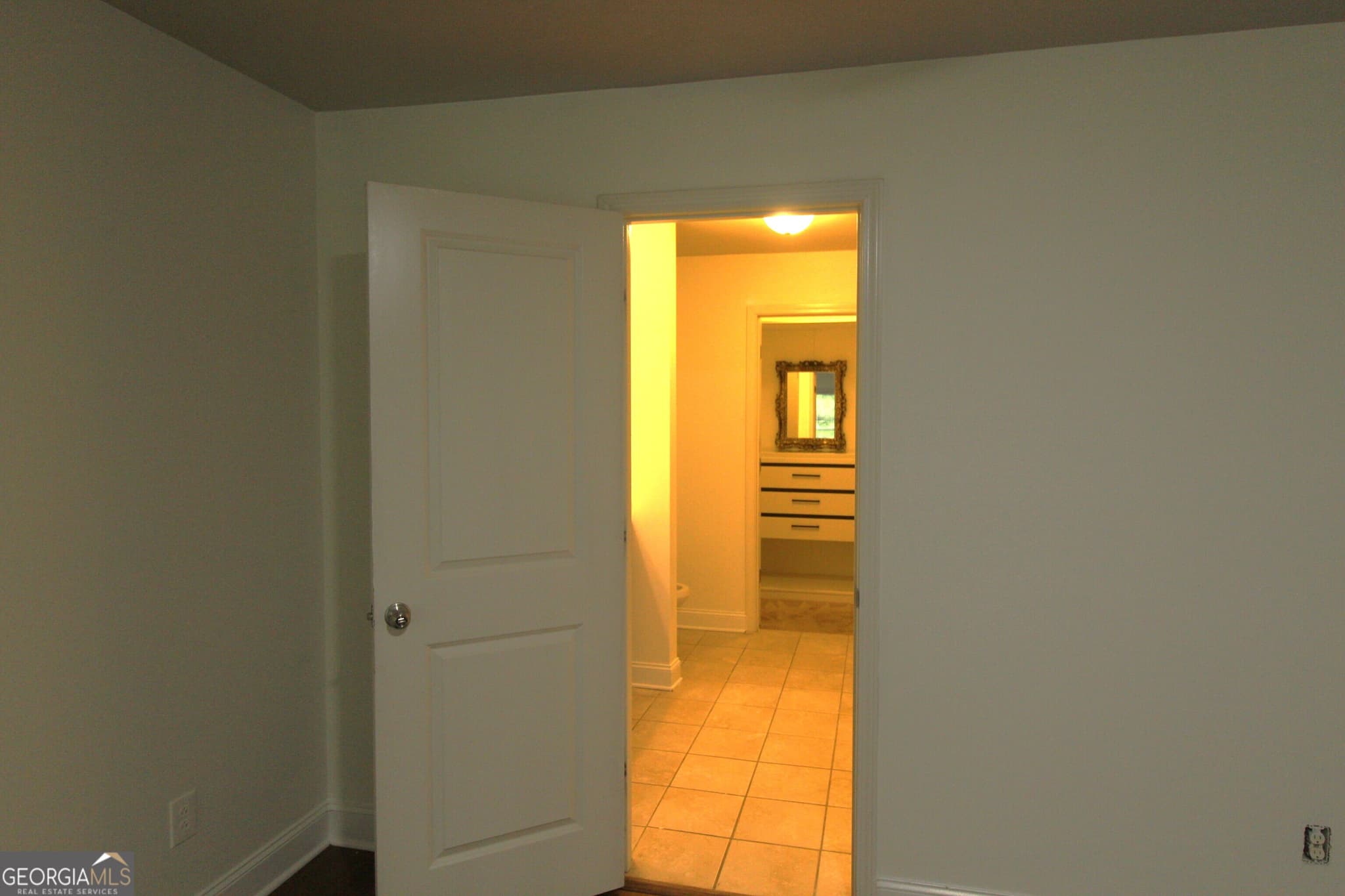 3 bedroom, 2.5 bathroom, 1,776 sq ft townhouse for rent at 726 Garbrooke Drive, Lawrenceville, GA 30046 for $2,200 a month — photo 9