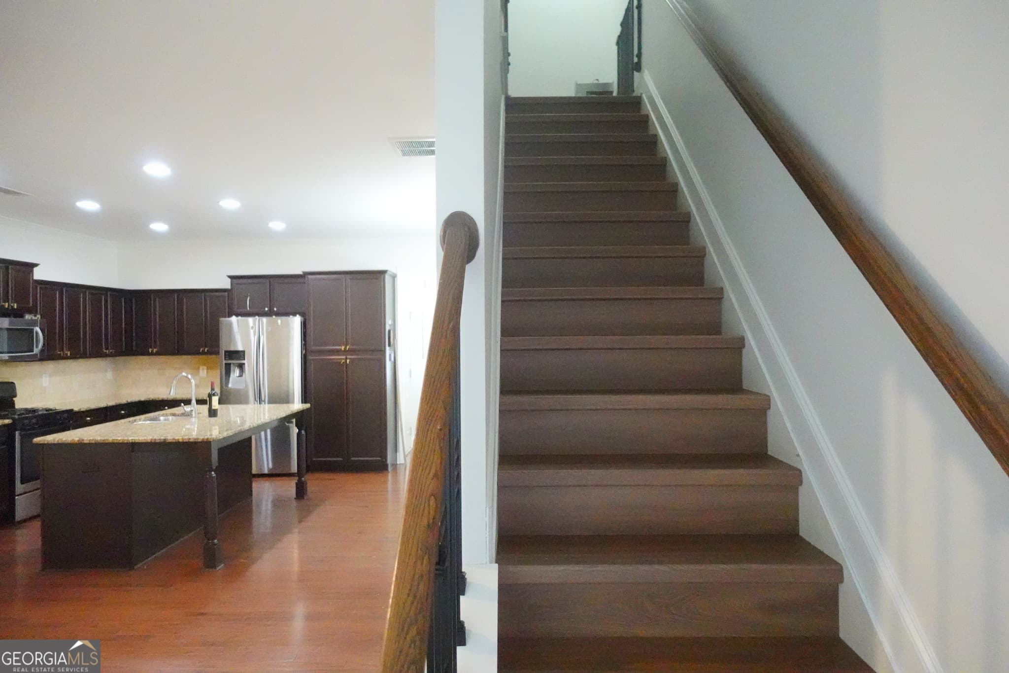 3 bedroom, 2.5 bathroom, 1,776 sq ft townhouse for rent at 726 Garbrooke Drive, Lawrenceville, GA 30046 for $2,200 a month — photo 4