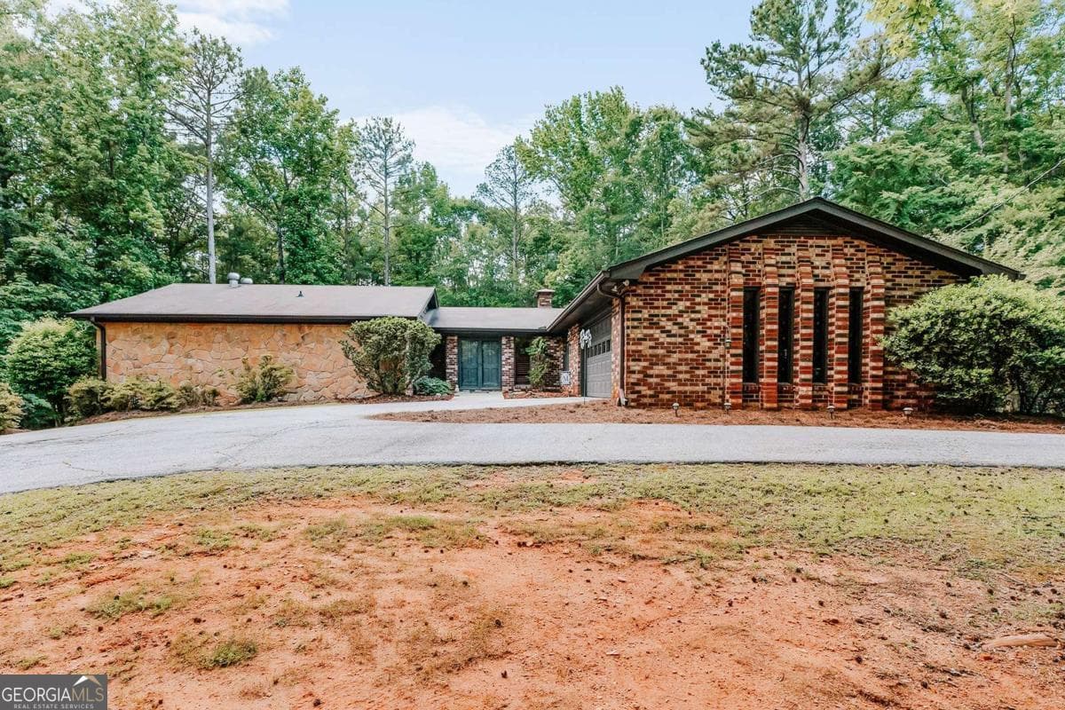 4 bedroom, 3 bathroom, 3,284 sq ft single family residence sold at 23 Allied Farms Road, Crawford, GA 30630