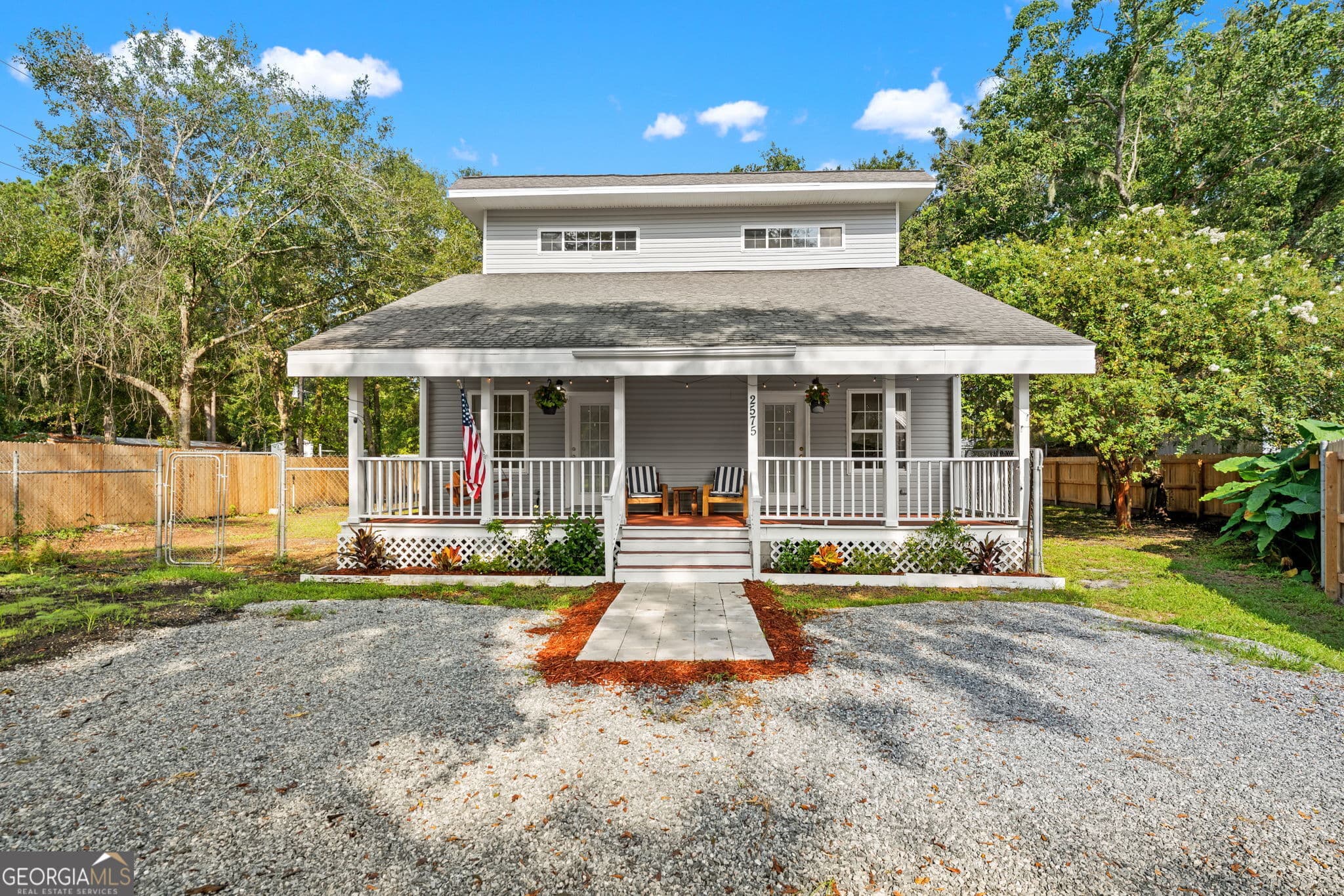 3 bedroom, 2 bathroom, 1,856 sq ft single family residence for sale at 2575 Douglas Drive, St. Marys, GA 31558 — photo 2