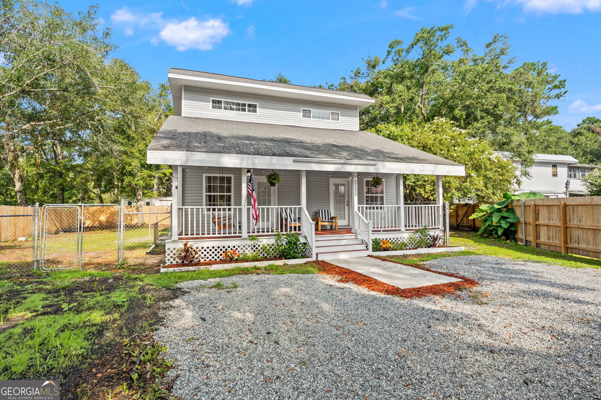 3 bedroom, 2 bathroom, 1,856 sq ft single family residence for sale at 2575 Douglas Drive, St. Marys, GA 31558 — photo 1 of 23