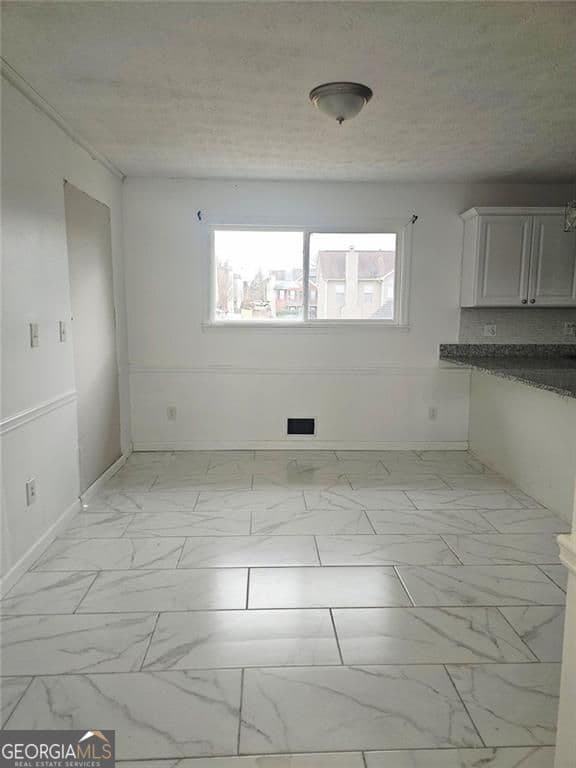 3 bedroom, 2 bathroom, 2,345 sq ft single family residence for rent at 480 Paul Street, Riverdale, GA 30274 for $2,200 a month — photo 2