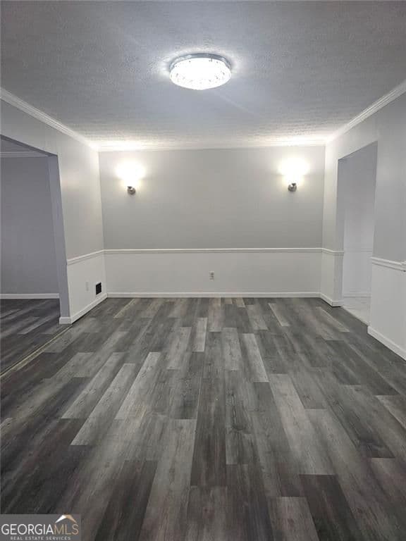 3 bedroom, 2 bathroom, 2,345 sq ft single family residence for rent at 480 Paul Street, Riverdale, GA 30274 for $2,200 a month — photo 3