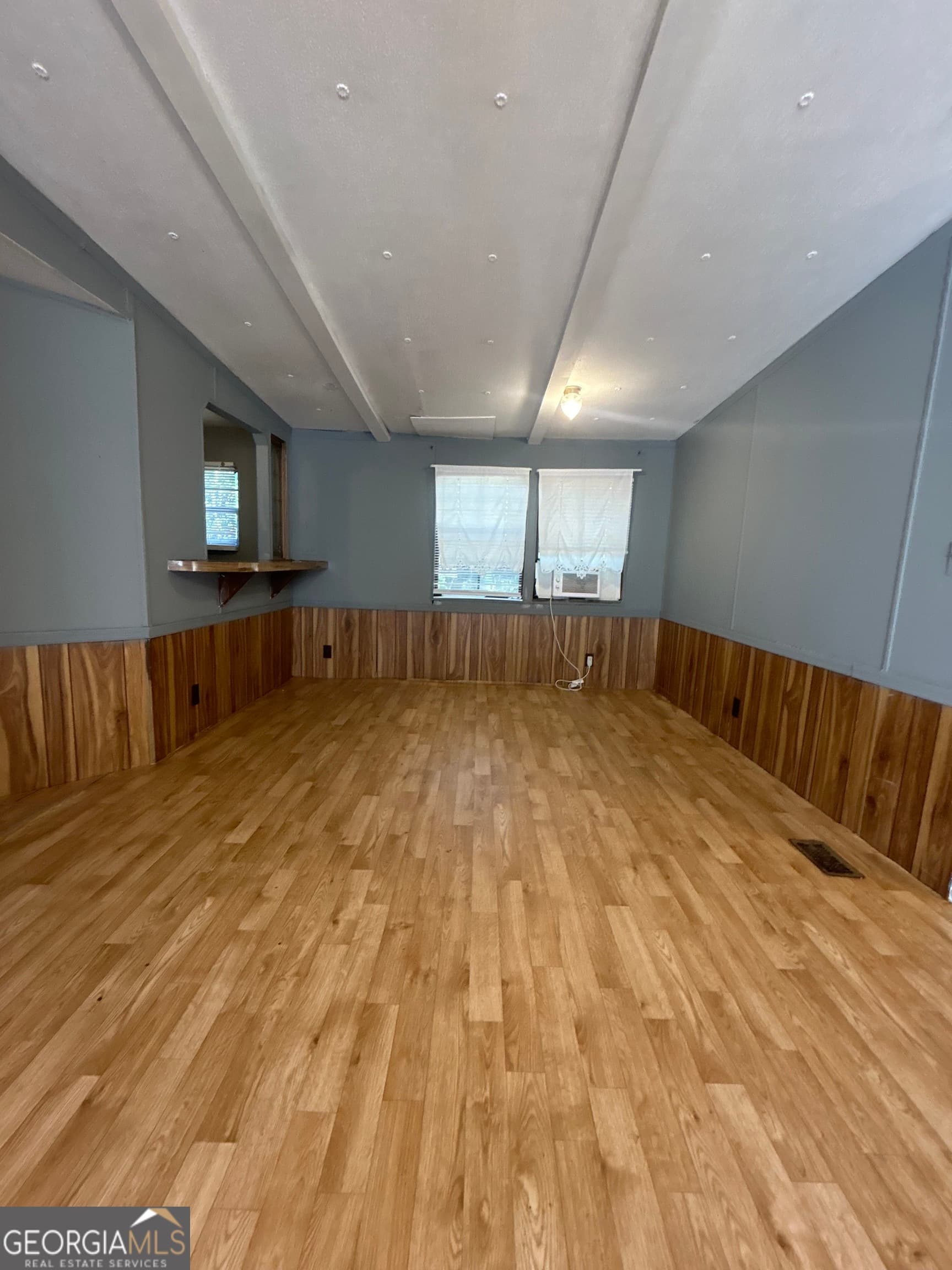 3 bedroom, 2 bathroom, 1,568 sq ft manufactured home,single family residence for sale at 264 Lakeview Drive, Locust Grove, GA 30248 — photo 7