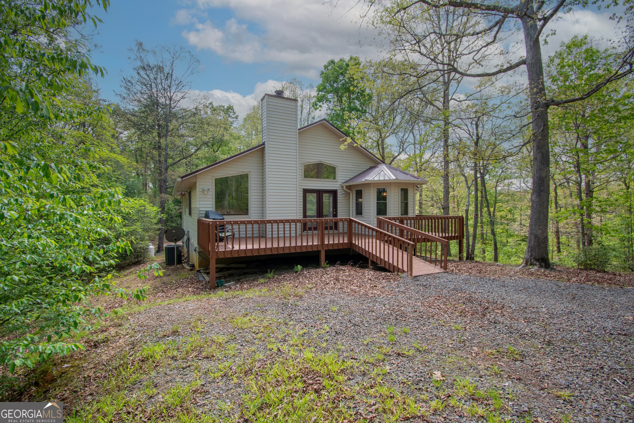 3 bedroom, 3 bathroom single family residence sold at 771 Posey Place, Murphy, NC 28906
