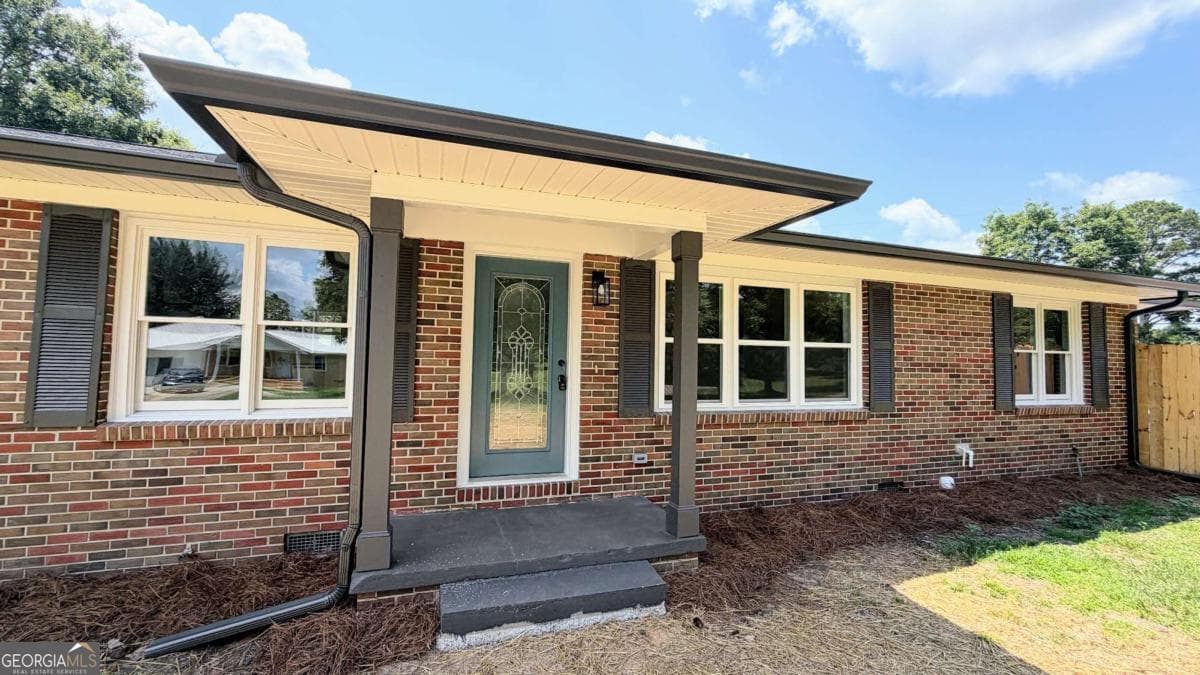 1395 Doublehead Road, Roanoke, AL 36274 — most recent listing photo