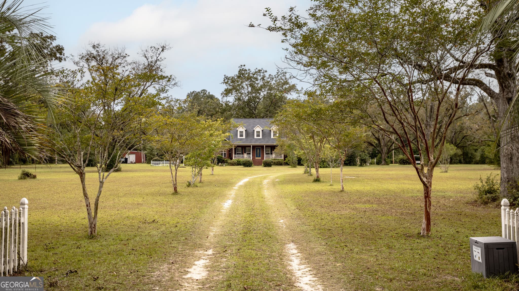 4 bedroom, 3 bathroom, 2,335 sq ft single family residence for sale at 5283 Old River Road, Statesboro, GA 30461 — photo 2