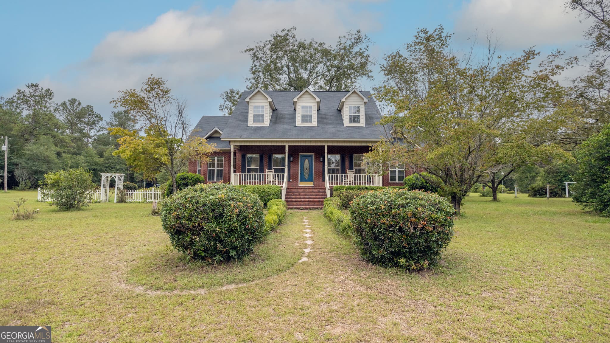 4 bedroom, 3 bathroom, 2,335 sq ft single family residence for sale at 5283 Old River Road, Statesboro, GA 30461