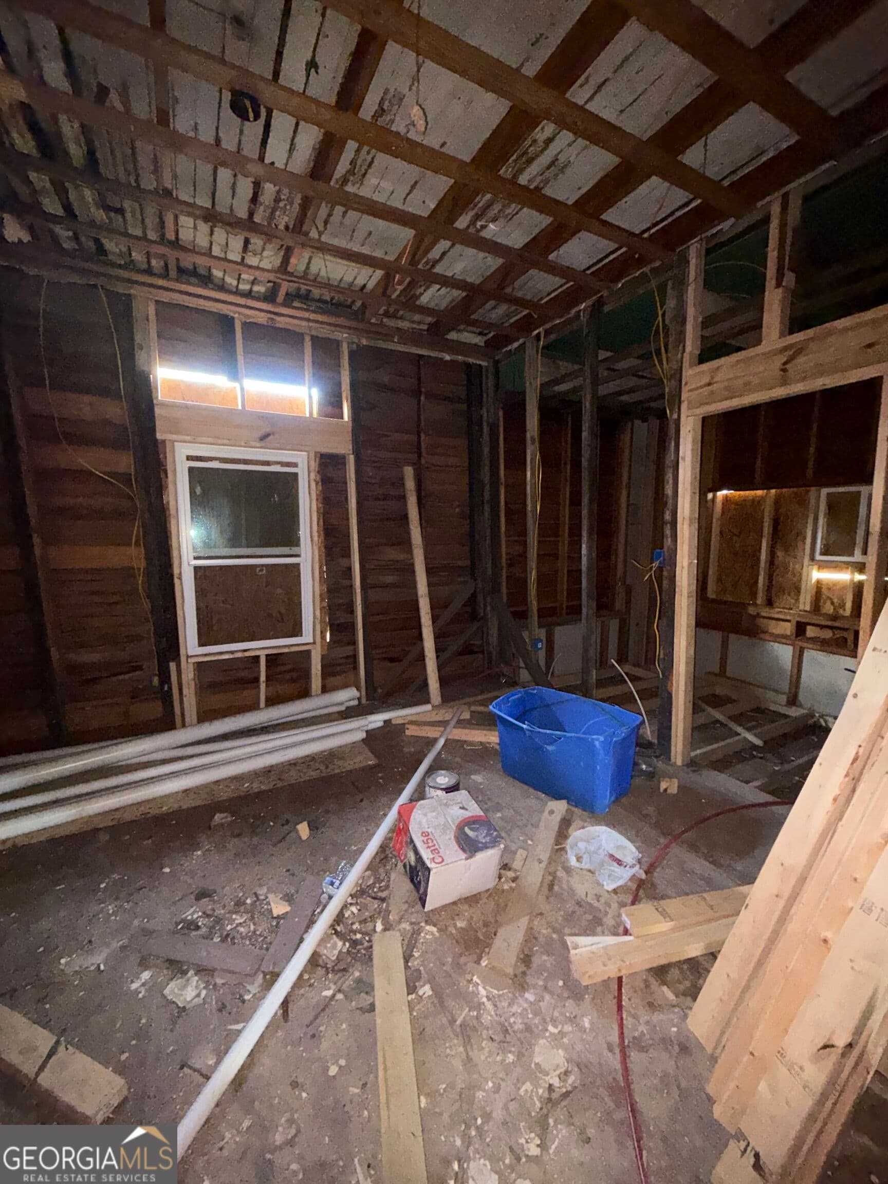 3 bedroom, 2 bathroom, 1,170 sq ft single family residence for sale at 359 Dewitt Street, Macon, GA 31217 — photo 3