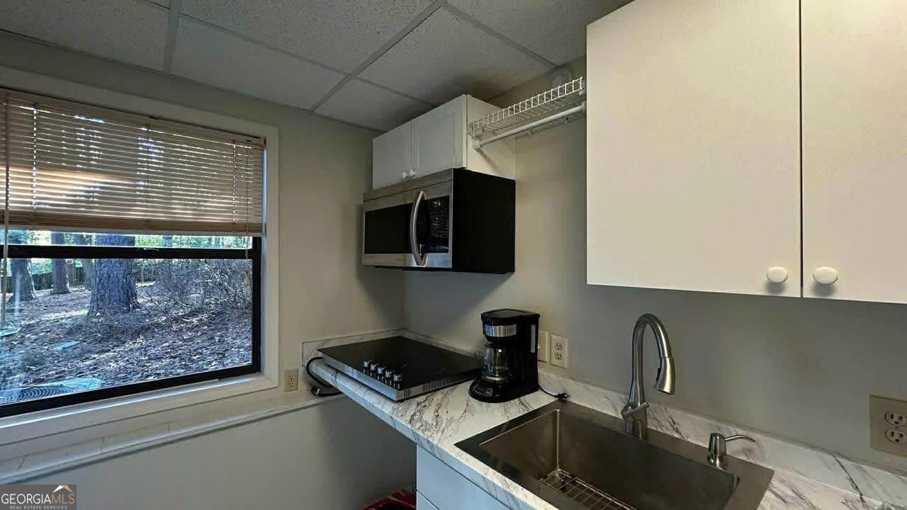 5 bedroom, 3 bathroom, 2,628 sq ft single family residence for rent at 3966 N Indian Circle, Kennesaw, GA 30144 for $850 a month — photo 9