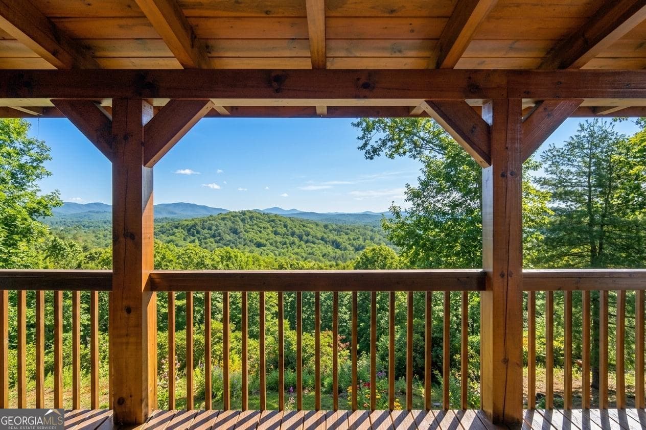 4 bedroom, 4 bathroom, 2,700 sq ft cabin,single family residence for sale at 503 Ranch Mountain Drive, Dahlonega, GA 30533 — photo 3