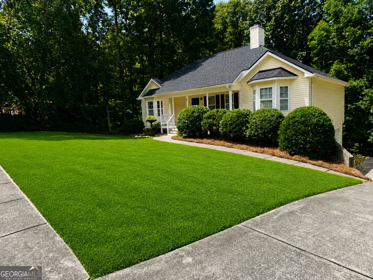 3 bedroom, 2 bathroom, 1,554 sq ft single family residence for sale at 67 Wolfridge Court, Dallas, GA 30132 — photo 3