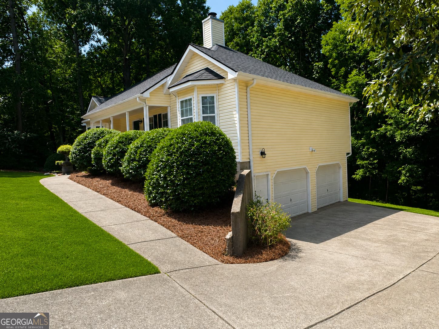 3 bedroom, 2 bathroom, 1,554 sq ft single family residence for sale at 67 Wolfridge Court, Dallas, GA 30132 — photo 5