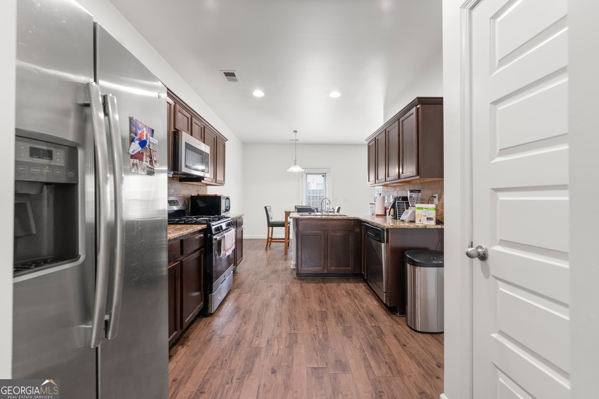 5 bedroom, 3 bathroom, 2,556 sq ft single family residence for sale at 3107 Rex Ridge Circle, Rex, GA 30273 — photo 9