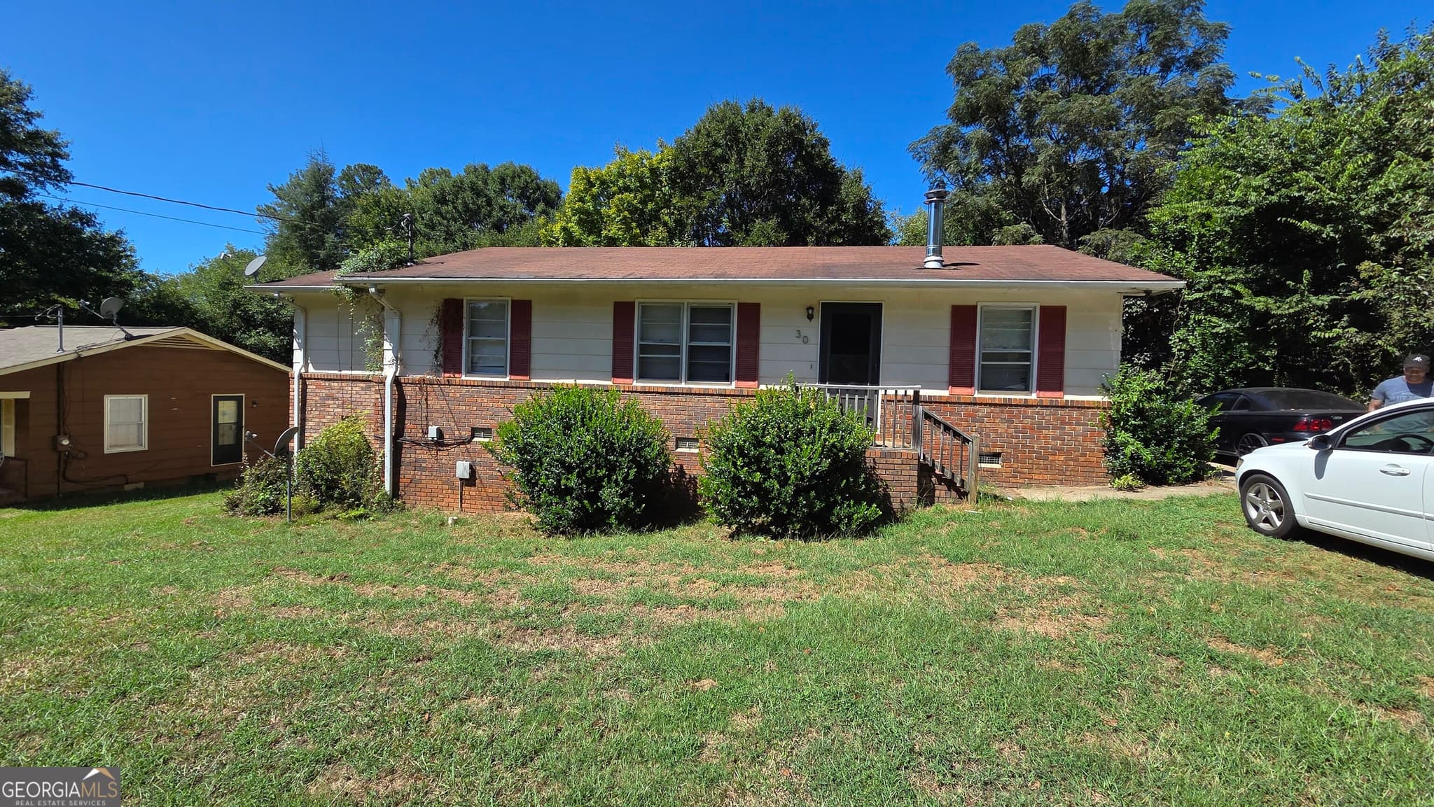 3 bedroom, 2 bathroom, 1,286 sq ft single family residence for sale at 30 Hillcrest Drive, Hartwell, GA 30643 — photo 2