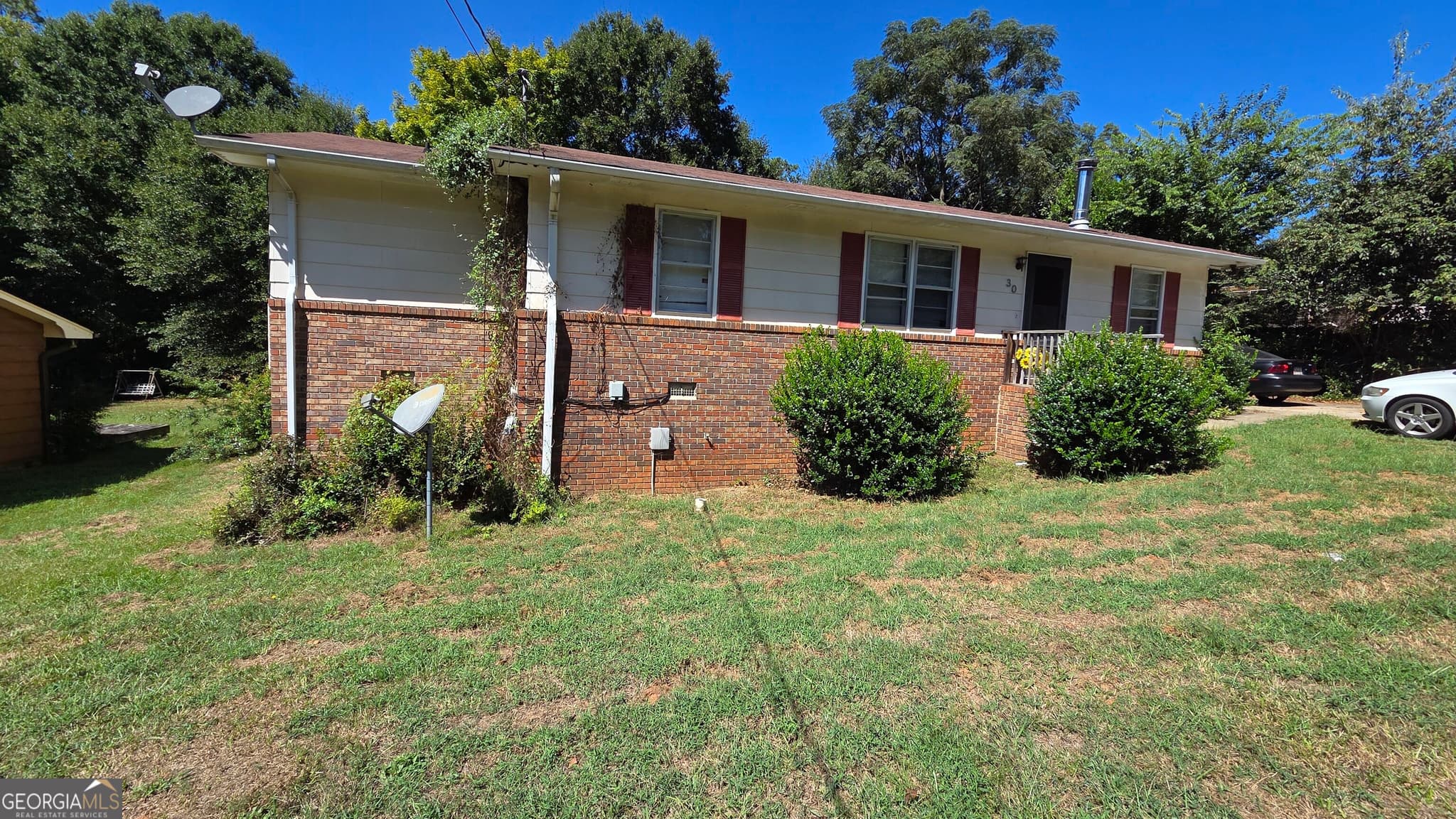 3 bedroom, 2 bathroom, 1,286 sq ft single family residence for sale at 30 Hillcrest Drive, Hartwell, GA 30643 — photo 3