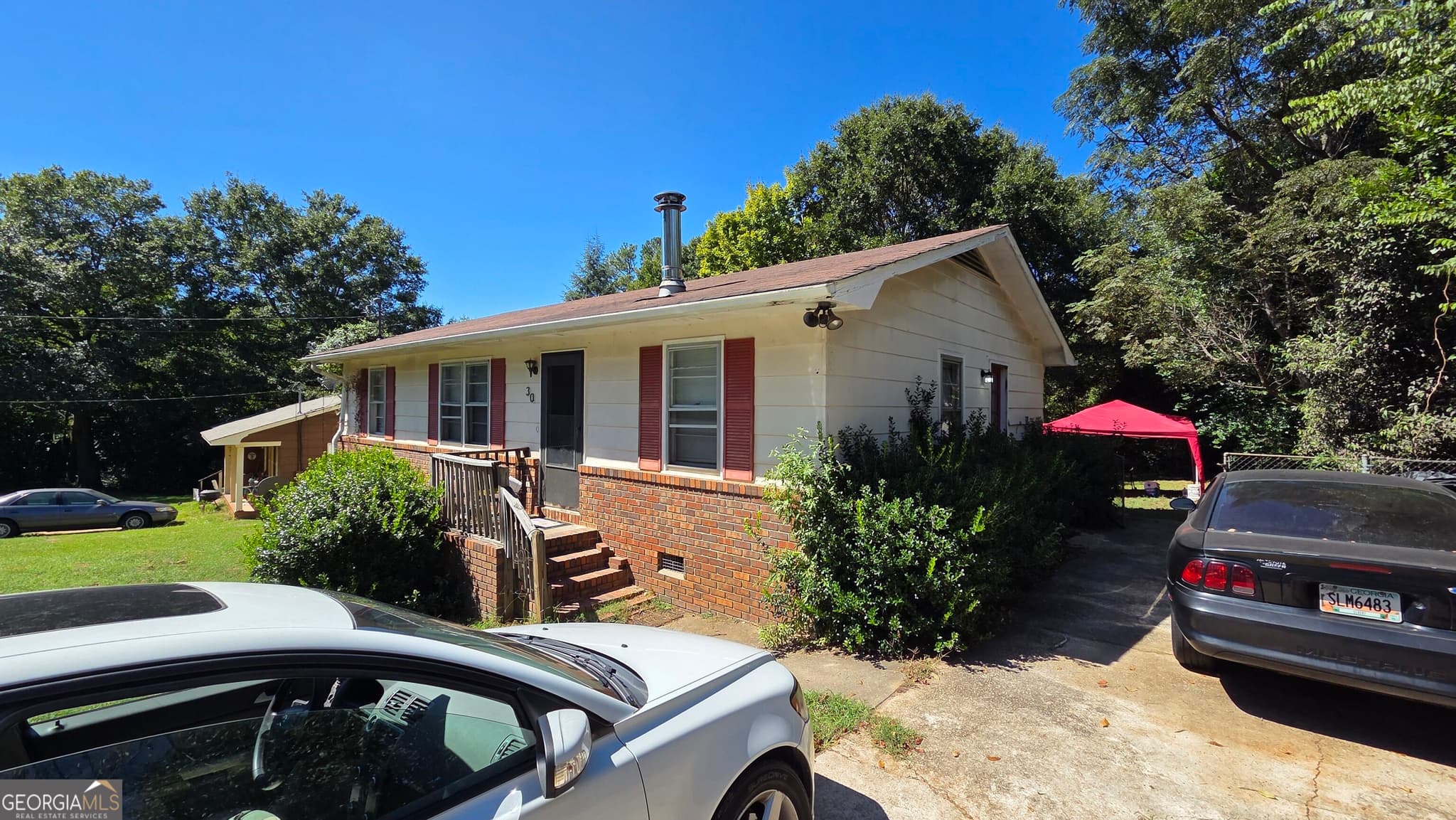 3 bedroom, 2 bathroom, 1,286 sq ft single family residence for sale at 30 Hillcrest Drive, Hartwell, GA 30643