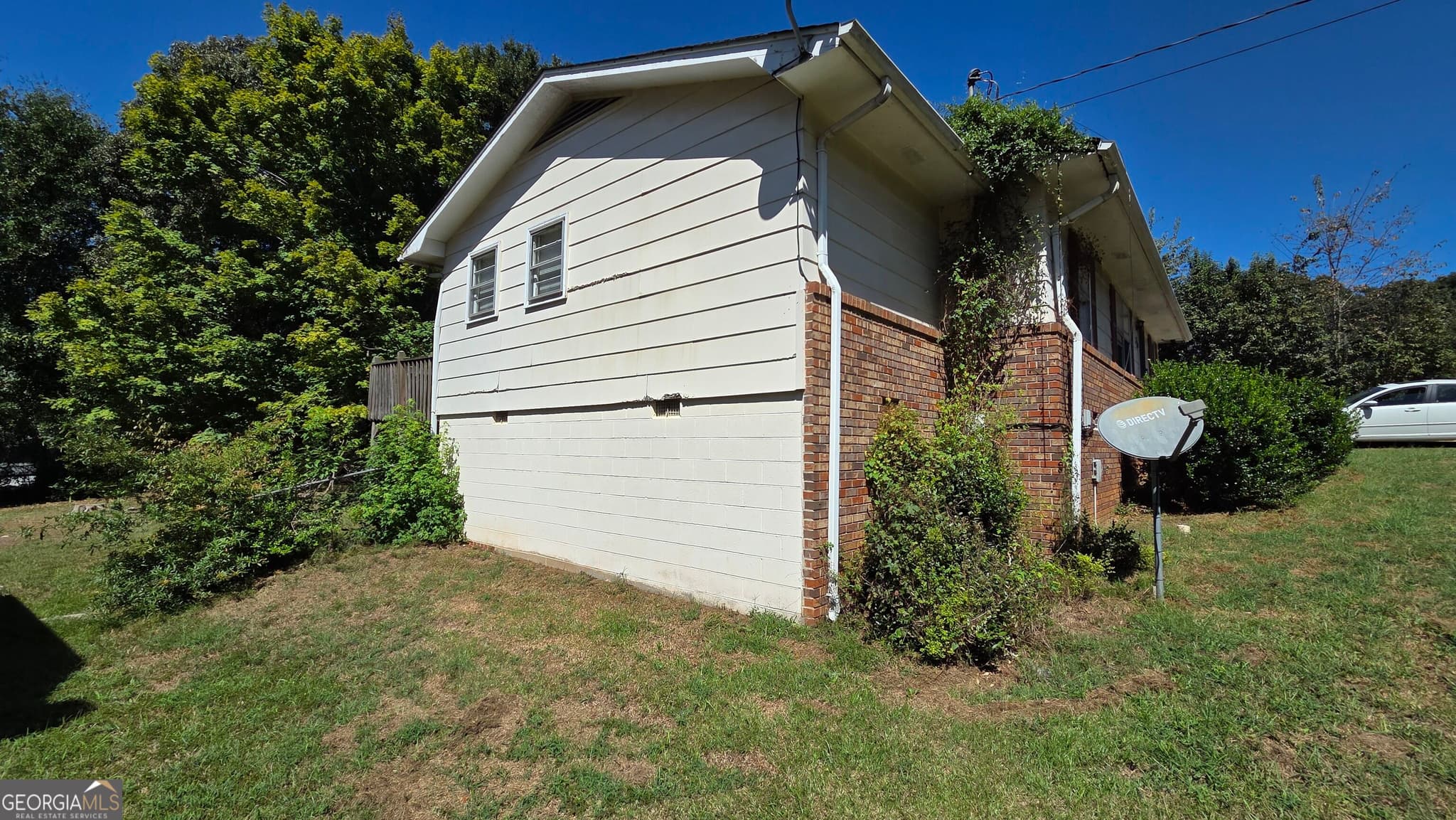 3 bedroom, 2 bathroom, 1,286 sq ft single family residence for sale at 30 Hillcrest Drive, Hartwell, GA 30643 — photo 4