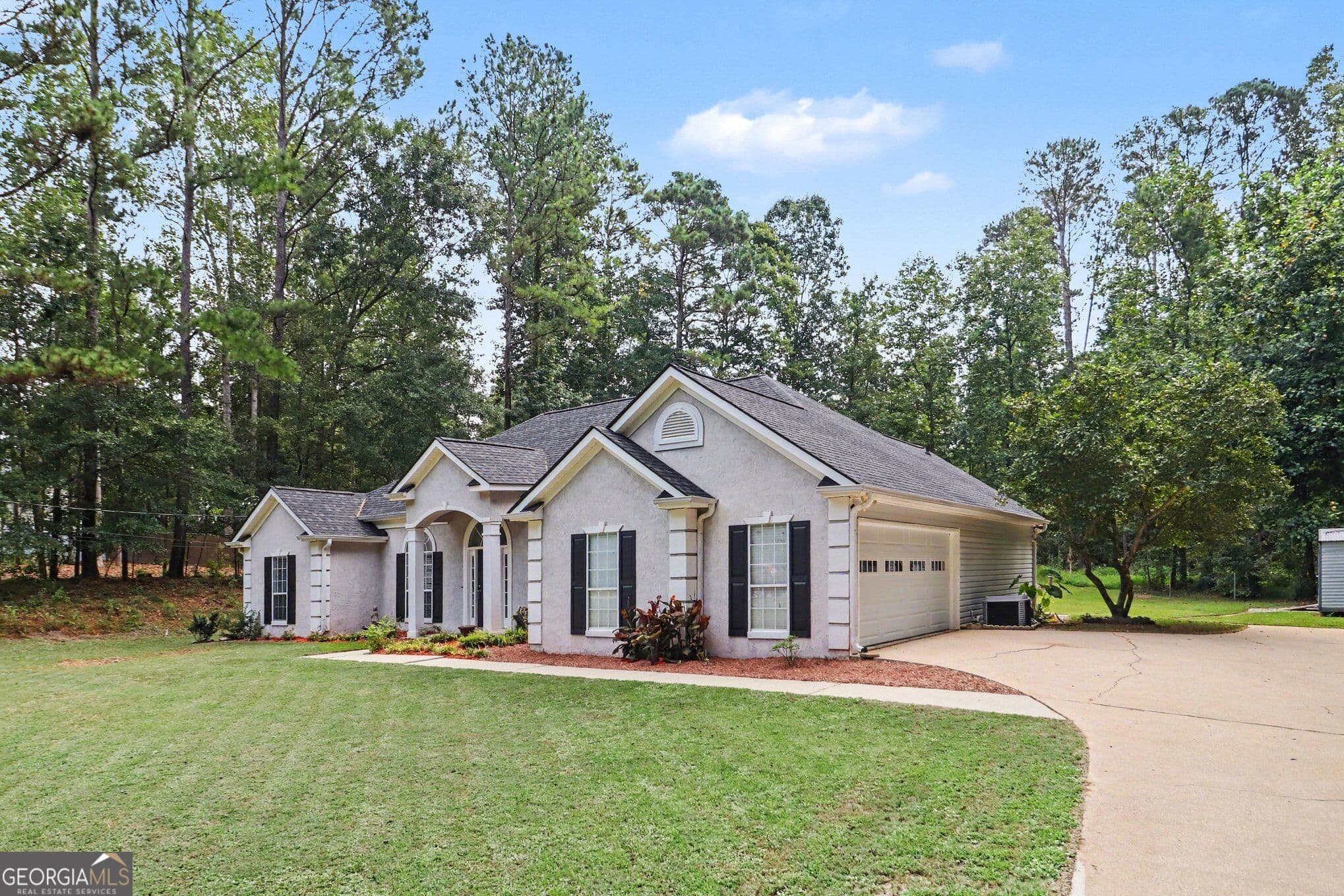4 bedroom, 3 bathroom, 2,052 sq ft single family residence for sale at 103 Madison Court, Lagrange, GA 30240 — photo 4