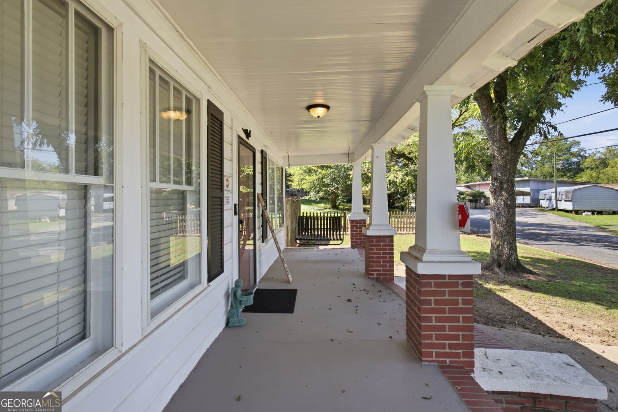 2 bedroom, 1 bathroom, 1,247 sq ft single family residence for sale at 791 Park Avenue, Lindale, GA 30147 — photo 6
