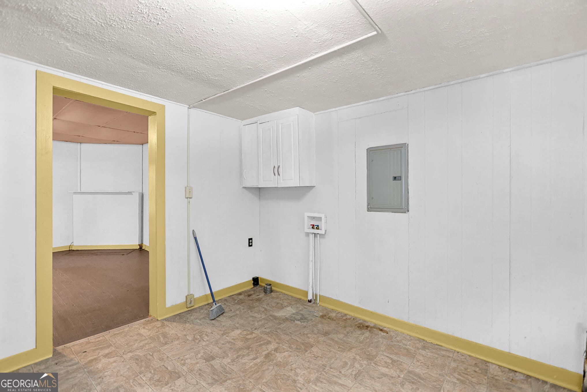 multi family,duplex for sale at 209 Ware Street, Lagrange, GA 30241 — photo 9
