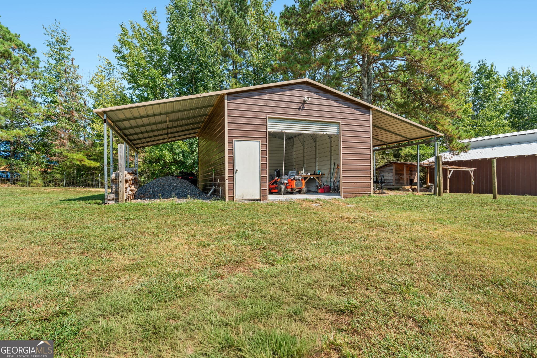 4 bedroom, 4 bathroom, 5,192 sq ft single family residence for sale at 7180 Westray Road, Cumming, GA 30028 — photo 7