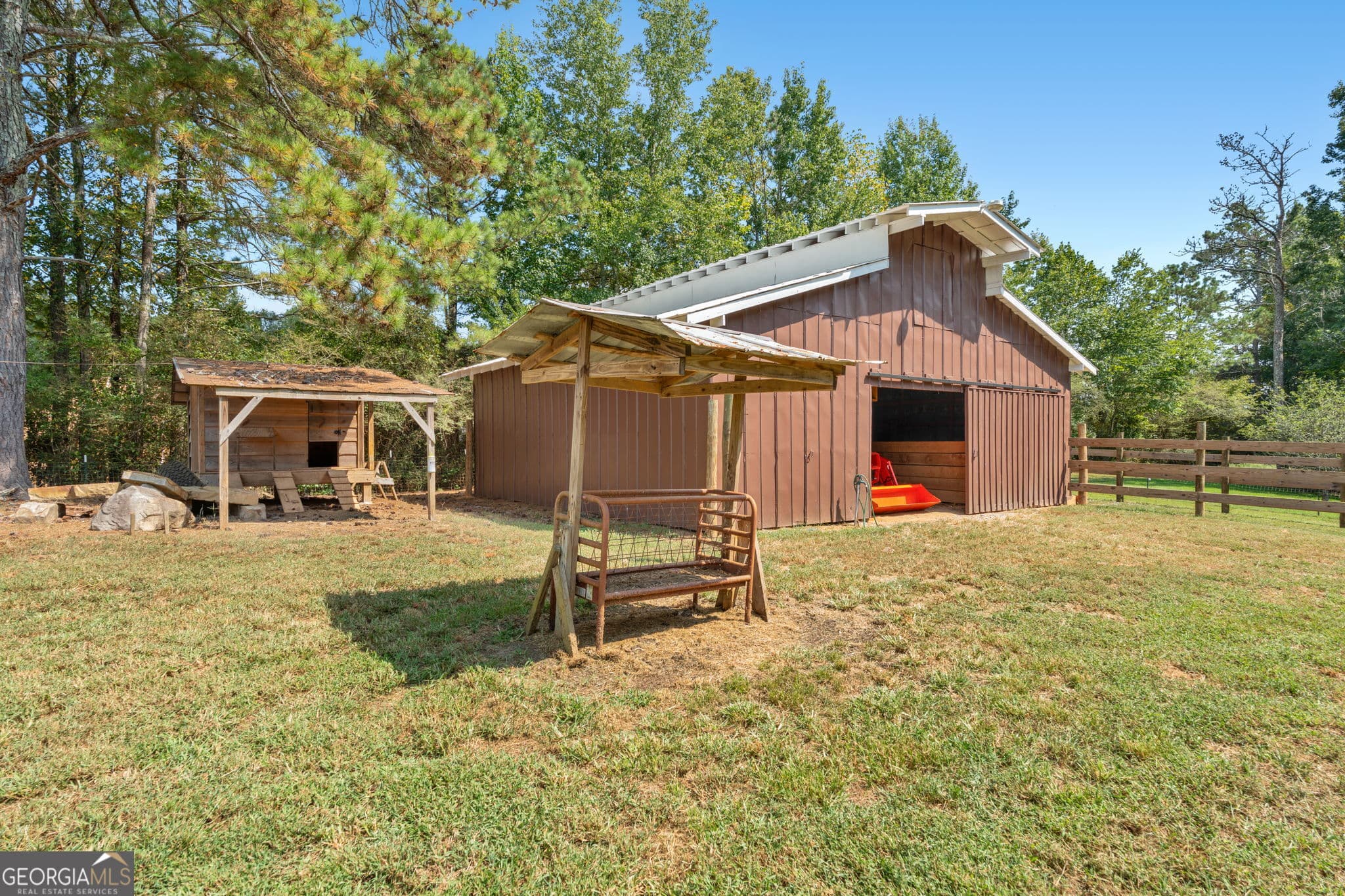 4 bedroom, 4 bathroom, 5,192 sq ft single family residence for sale at 7180 Westray Road, Cumming, GA 30028 — photo 8