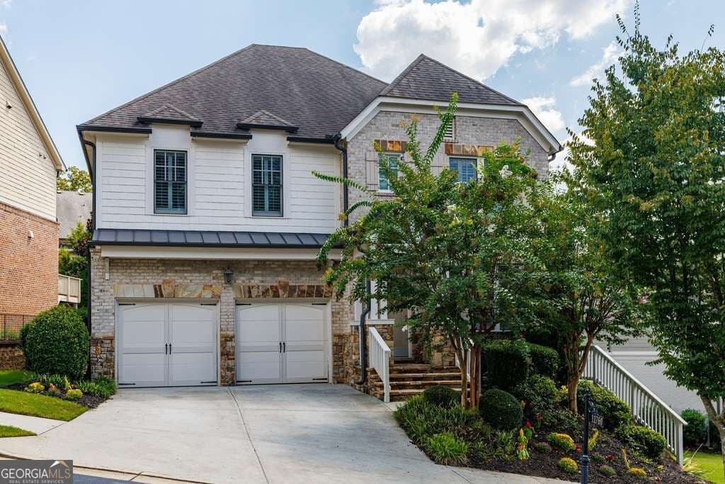 4 bedroom, 4.5 bathroom, 4,140 sq ft single family residence for rent at 11760 Stratham Drive, Alpharetta, GA 30009 for $5,500 a month — photo 1 of 1