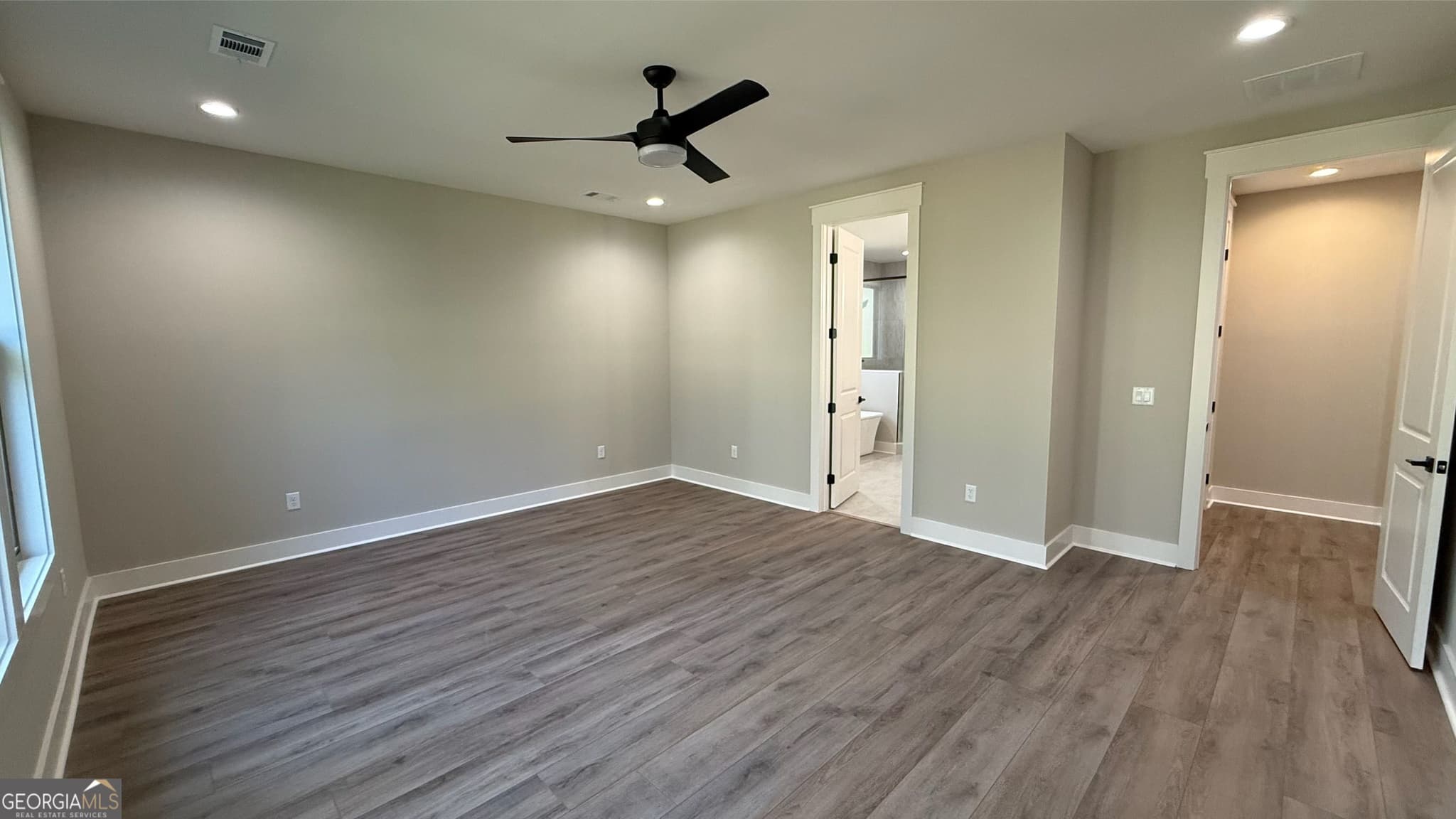 3 bedroom, 2.5 bathroom, 2,382 sq ft single family residence for sale at 98 Eagle Crest Drive, Waverly, GA 31565 — photo 10