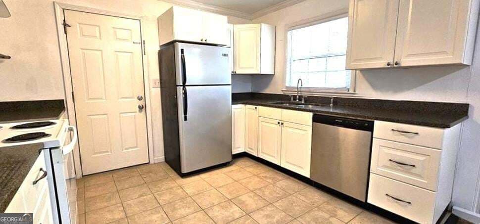 3 bedroom, 2 bathroom, 2,375 sq ft single family residence for rent at 2833 Rockcliff Road, Atlanta, GA 30316 for $1,850 a month — photo 5