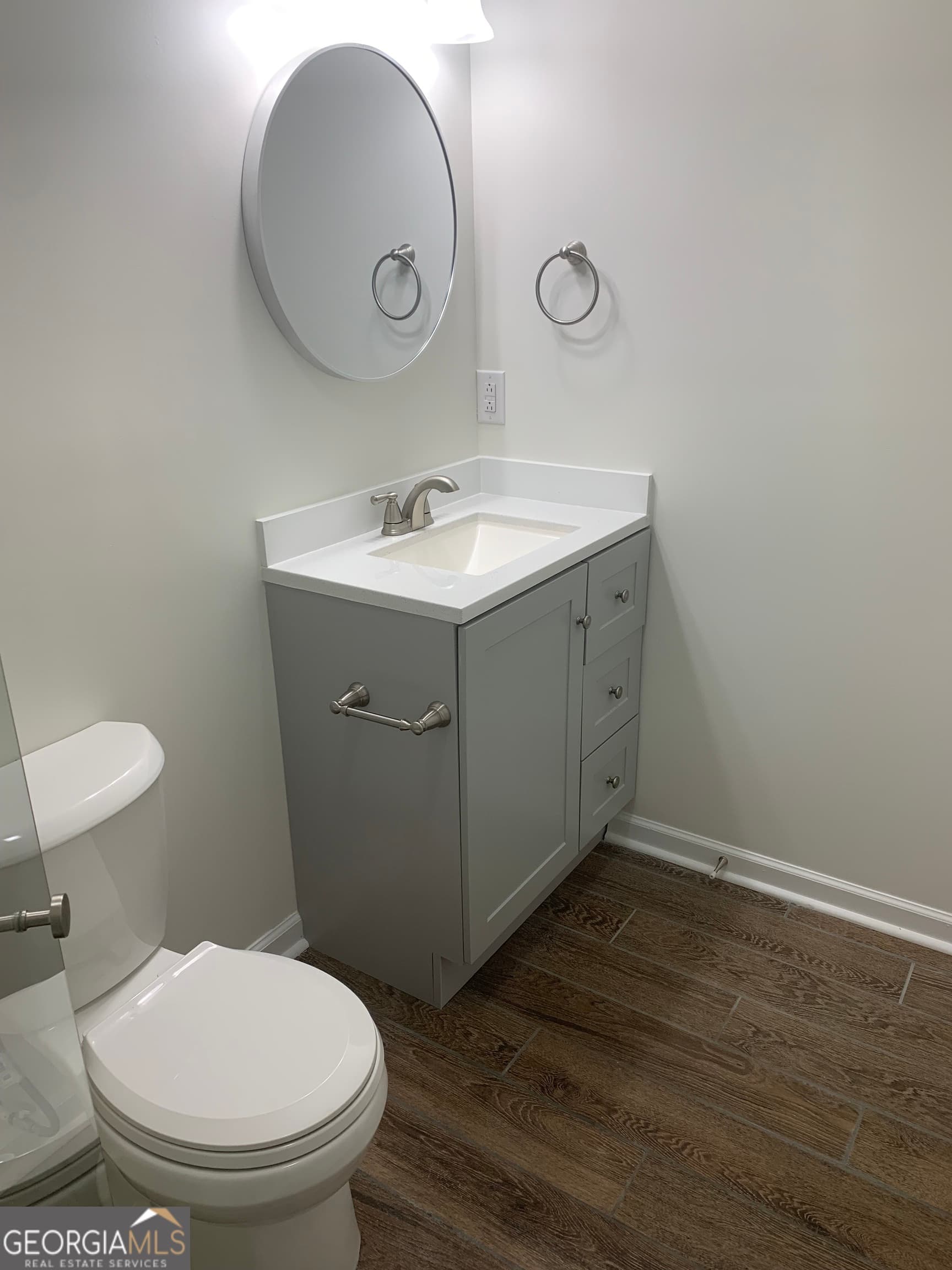 3 bedroom, 2 bathroom, 984 sq ft single family residence for sale at 675 N Main Street, Baxley, GA 31513 — photo 10