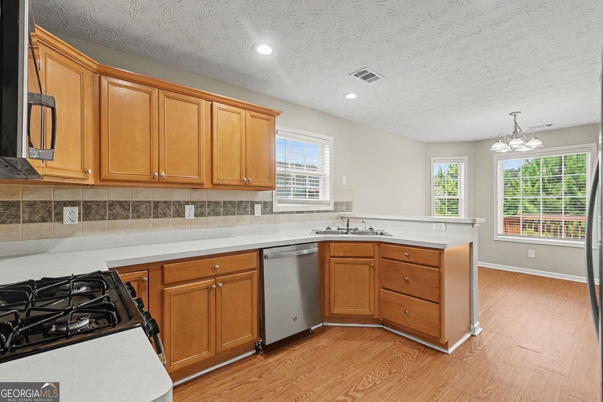 5 bedroom, 2 bathroom, 2,112 sq ft single family residence for sale at 51 Wayne Meadows Court, Douglasville, GA 30134 — photo 7