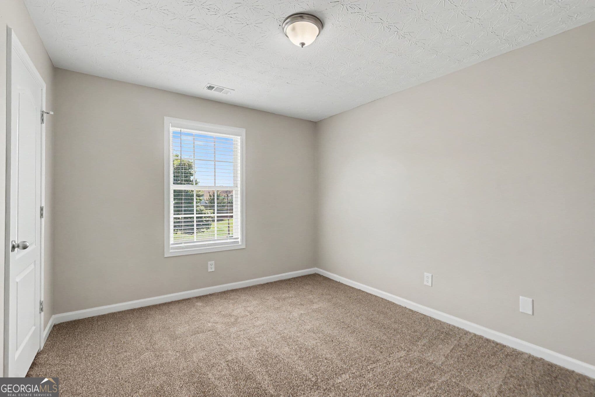 5 bedroom, 2 bathroom, 2,112 sq ft single family residence for sale at 51 Wayne Meadows Court, Douglasville, GA 30134 — photo 9