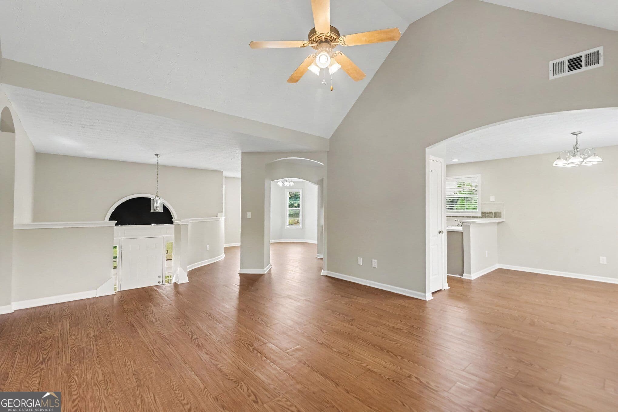 5 bedroom, 2 bathroom, 2,112 sq ft single family residence for sale at 51 Wayne Meadows Court, Douglasville, GA 30134 — photo 4