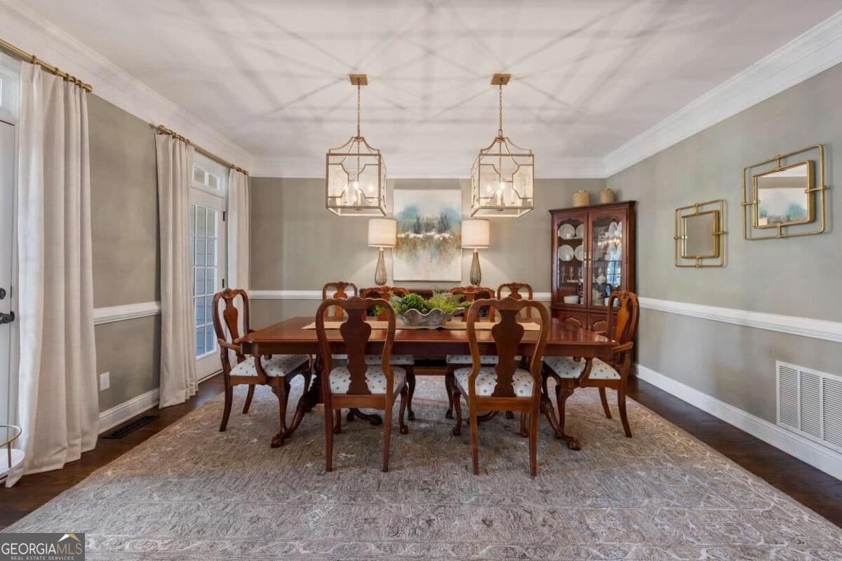 6 bedroom, 6 bathroom, 6,234 sq ft single family residence for sale at 2057 Fairhill Lane, Marietta, GA 30064 — photo 9