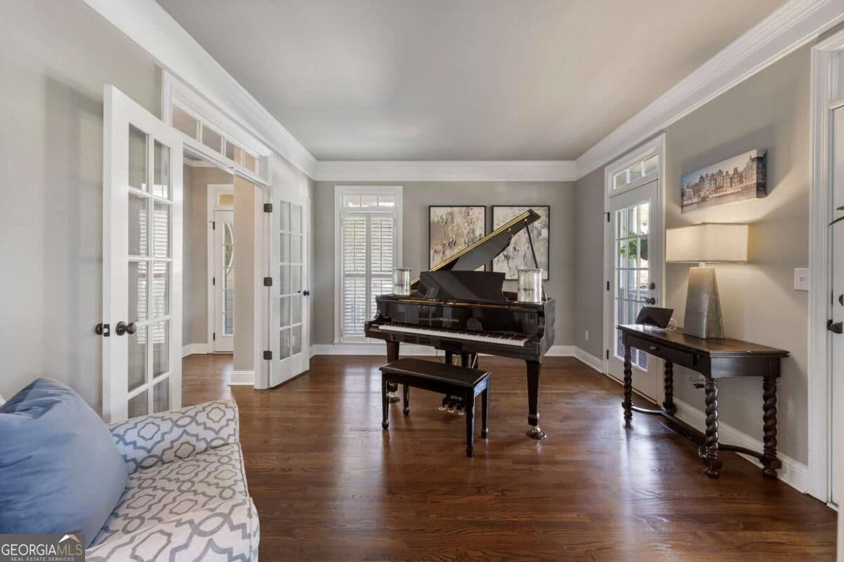 6 bedroom, 6 bathroom, 6,234 sq ft single family residence for sale at 2057 Fairhill Lane, Marietta, GA 30064 — photo 10