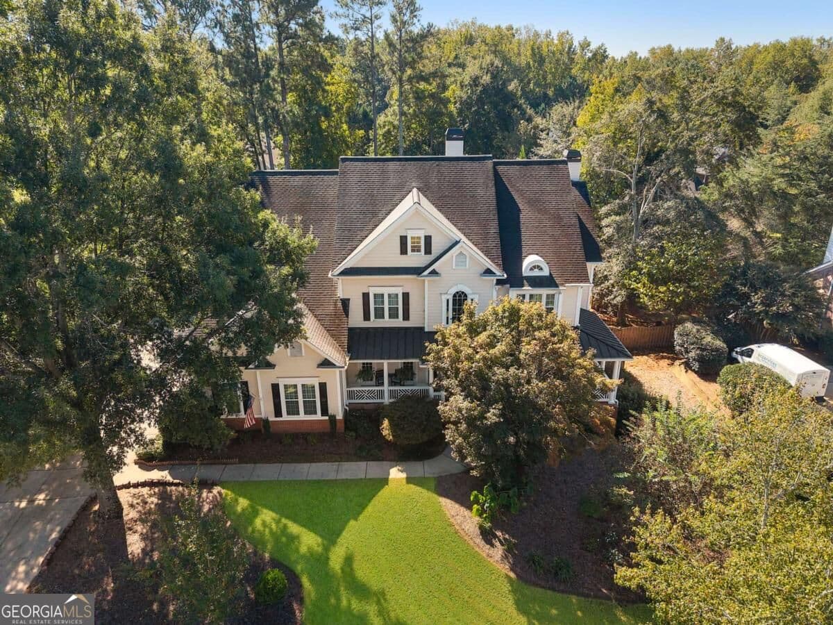 6 bedroom, 6 bathroom, 6,234 sq ft single family residence for sale at 2057 Fairhill Lane, Marietta, GA 30064 — photo 4
