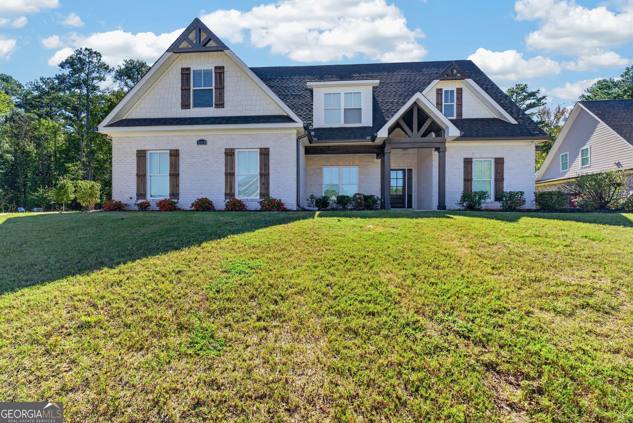 5 bedroom, 3.5 bathroom, 2,955 sq ft single family residence for sale at 109 Camden Trace, Macon, GA 31210