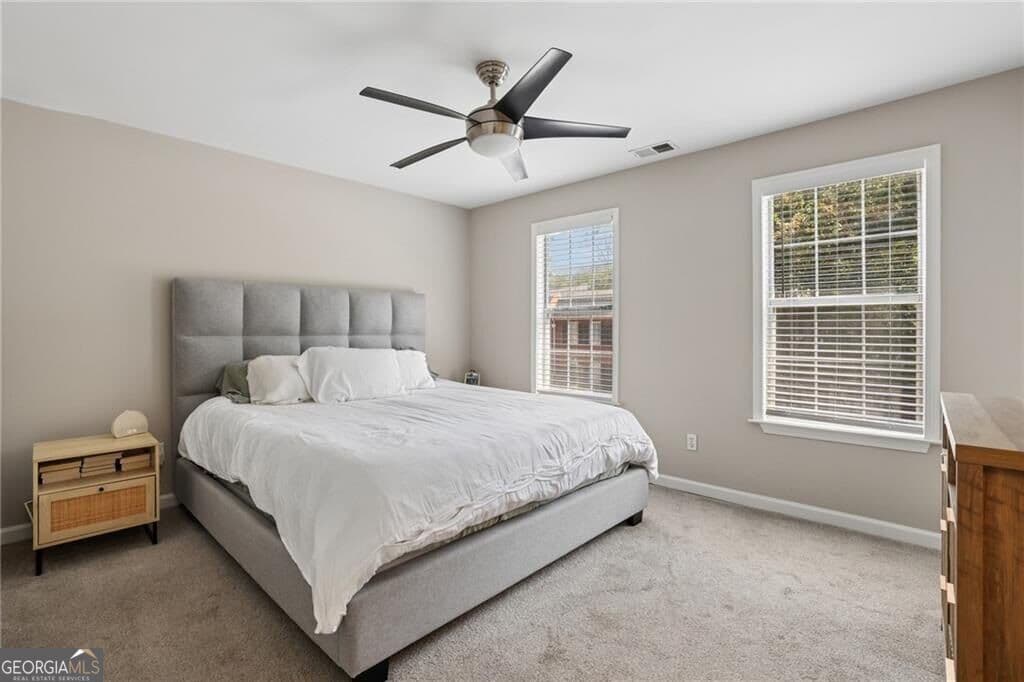 3 bedroom, 2.5 bathroom, 1,584 sq ft townhouse for sale at 7810 Saint Charles Square, Roswell, GA 30075 — photo 10