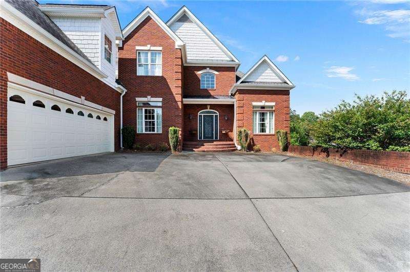 6 bedroom, 4.5 bathroom single family residence sold at 113 Vogel Street, Calhoun, GA 30701