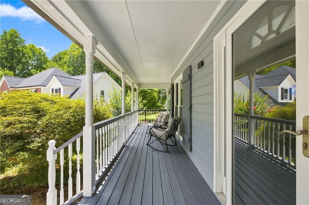 4 bedroom, 3.5 bathroom, 3,446 sq ft single family residence for rent at 2069 Ursuline Way, Acworth, GA 30101 for $3,600 a month — photo 4